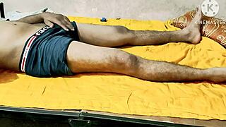 desi moms fuking hard in the kichen, wow