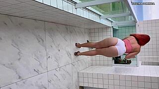 essa empregada veio com esse shortinho para me provocar e eu n�o me segurei olha oque eu fiz