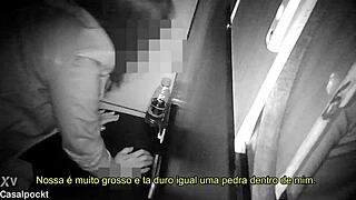 GLORY HOLE - transei com dotado pau grosso na cabine