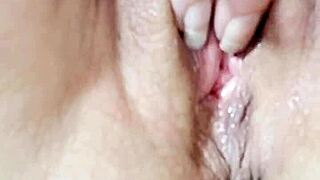 Chrissybee Masturbates Her Wet Pussy Hard!