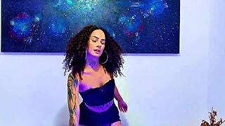 gostosa goes crazy solo - big dildo gagging tits shaking