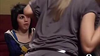 girls kissing in game