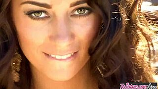 I see hot teen Taylor Vixen masturbating outdoors with toys