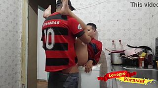 transei com meu amigo trans e gozei na buceta dele