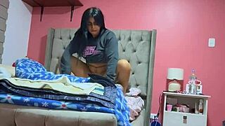 Girlfriend's parents leave us alone for real homemade sex