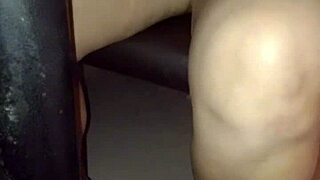 encontre a mama de mi mejor amigo en la calle y se desnudo para mi