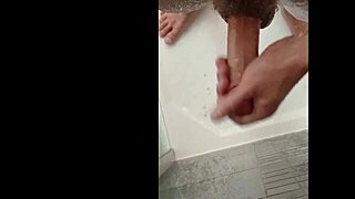 Showering My Dick With Blue-Eyed Blonde Bodybuilder