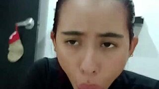 Stepsister receives oral sex from hot guy until cum in mouth