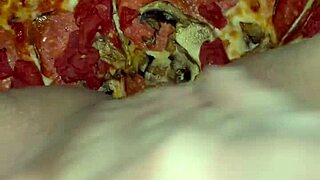 Saudi Arabian teen masturbates on pizza, cumming on food in kinky fetish scene