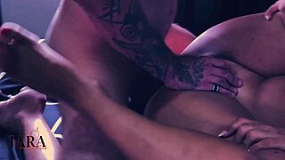 putinha gets huge cumshot on her fat ass