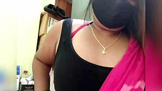 Desi indian mom bhabi