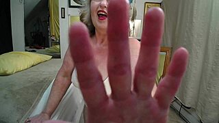 watch dawnskye1962 masturbate in pink granny panties for mr m!