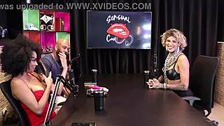 She put the huge cock on the table and showed its personal use - Sabrina Prezotte