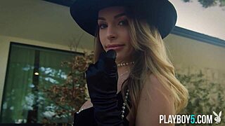 Kimmy Granger Shows Off Her Petite Body Outdoors