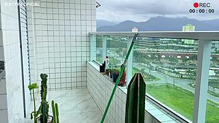 Essa empregada veio com esse shortinho para me provocar ela tem a bunda mais linda que eu já vi