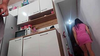 sexo arriscado com amigo do meu marido envolve foda intensa