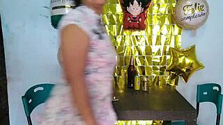 Le Preparo Una Linda Sorpresa a Mi Amante y en Agradecimiento Me Da Una Buena Cogida