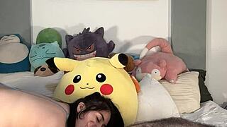 i see the latino couple playin around and makin love