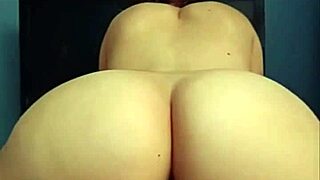 eating my gf in our parents room while they're in the kitchen