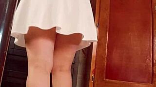 Grabacion oculta a culona cambiandose de ropa!