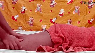 Massage free sex with money on the street part 1