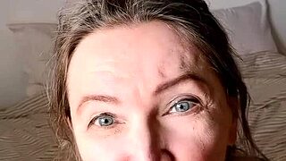 Surprise visit leads to mom-in-law fucking?