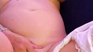 steffi, the hotwife, does a full pussy dance for new year's in her homemade video