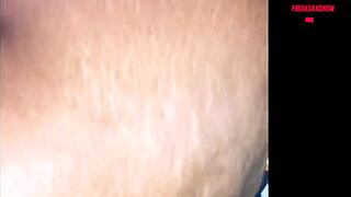 I, the beautiful wife, ride big dick in the kitchen and squirt.