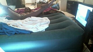 sexy amateur hood milfs getting wild 😈