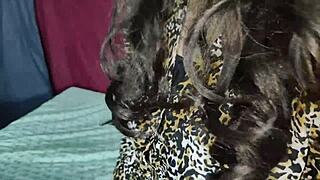 Desi Singer Feels Intense Pleasure From Owner's Hard Fuck