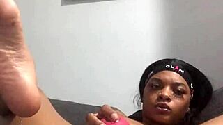 Kashofficials upclose hairy pussy play