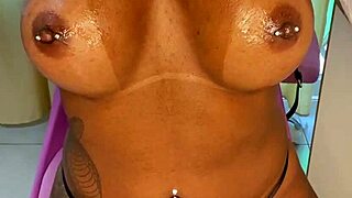 Vem Lamber O Açúcar Doce Néctar Da Minha Buceta Máximo Prazer Gozando - Rosa Vermelha