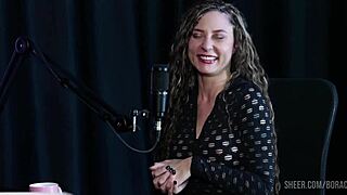 Compilados da Jujube Del�cia no Bora Cast com Bruna Carlos - Parte 2 Watch on Sheer Red