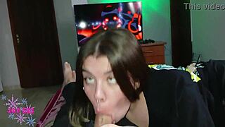 mas eu só queria assistir ben10 primo 😏