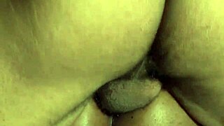 Oh yeah, chocolate double dippin!