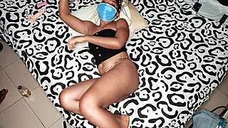 My Yellow Pawpaw Girlfriend Plays with Dildo