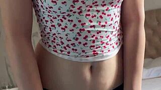 Cute Girl Maiskii Intensely Masturbates with Dildo.