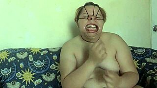 i fuck her face and i cum on her nose