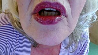 sweet mature pawg dawnskye1962 enjoys bedtime orgasm