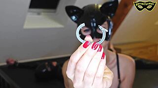 Huge pain inflicted by small spike ring on slave