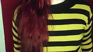 Stepsister getting hot from nudes, coming with ass plug 😈