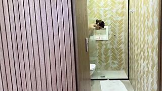 Comi A Namorado Do Meu Amigo Enquanto Ele Não Chegava