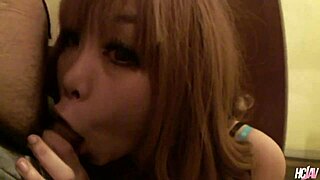 Naughty asian chick Sarina Tsubaki gets eaten out and pumped