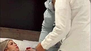 Flaca Cachonda De Tinder Monta Y Chupa Verga Sin Parar Hasta Tragarse Toda La Leche