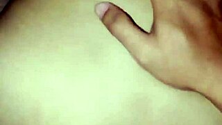 Bokep Indonesia Enjoys Beautiful Body During Rainy Outdoor Sex