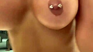 naked monika fox posing free