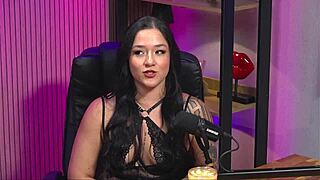 punheta guiada com morena gostosa licks shaved pussy