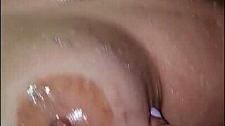 mature lady invites me to the bathroom for some anal fun 😏