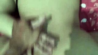 bokep indonesia ngentot pembantu dirumah saat rumah kosong 😈