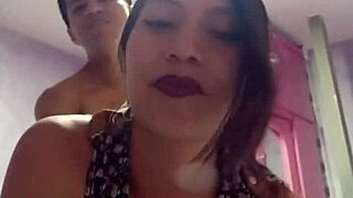 Le doy con todo hilo sin quitarle la faldita